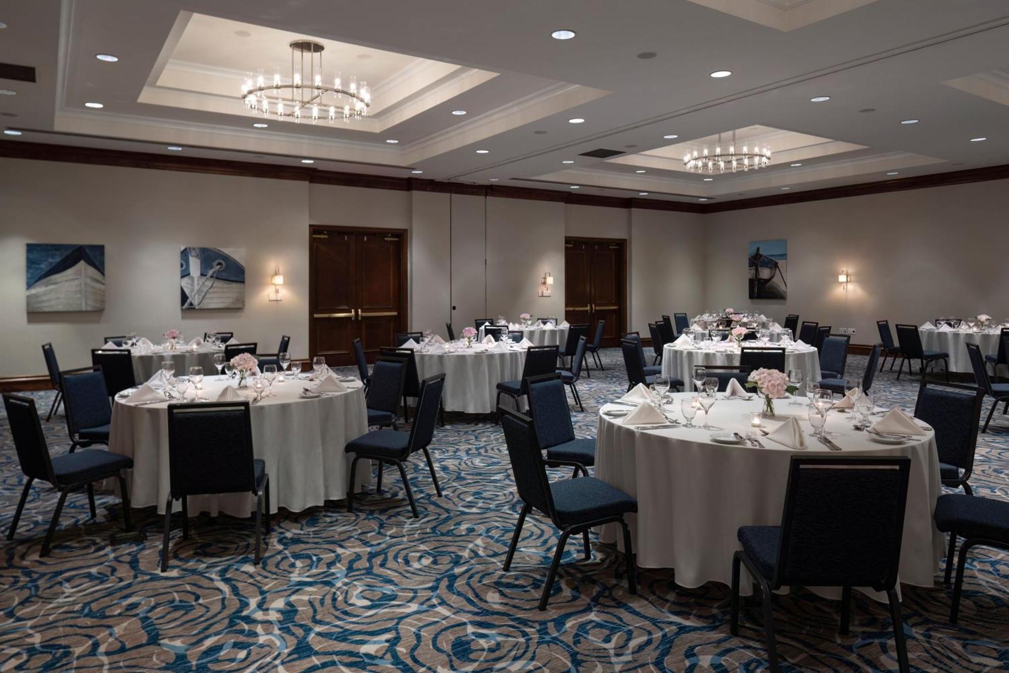 Victoria Marriott Inner Harbour Экстерьер фото